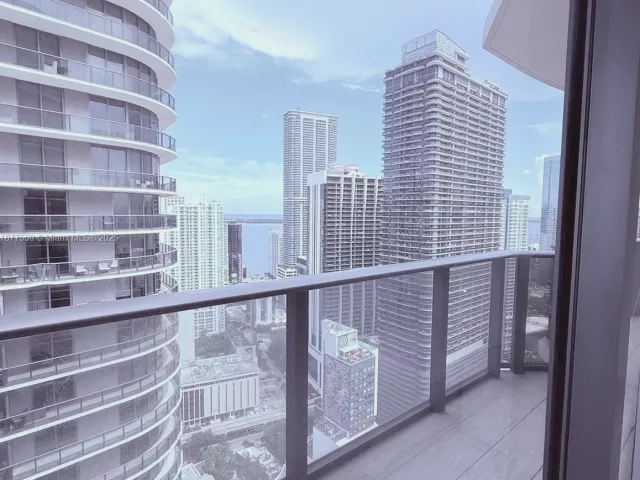 Квартира в аренду номер4003 - фото 6541299