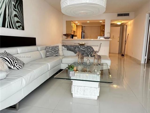 Квартира в аренду номер725 - фото 7442465