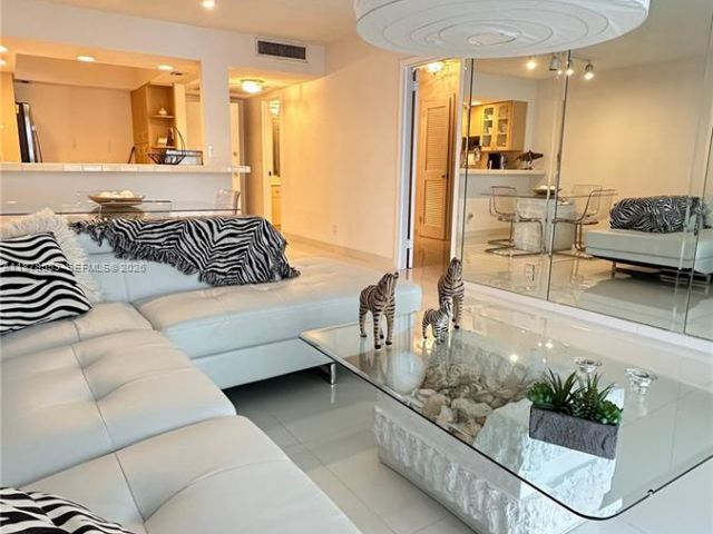 Квартира в аренду номер725 - фото 7442466