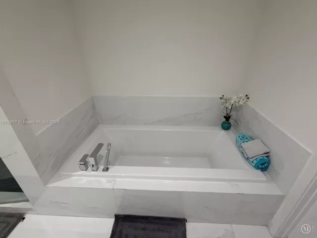 Квартира в аренду номер1021 - фото 6539468