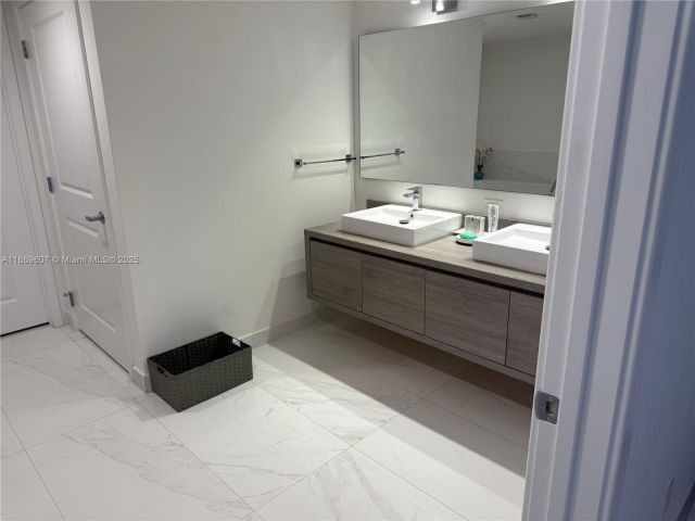 Квартира в аренду номер1021 - фото 6539467