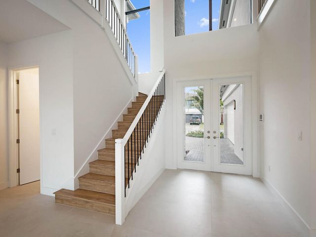 Дом в аренду по адресу 17062 Watersprite Lakes Road - фото 6542560