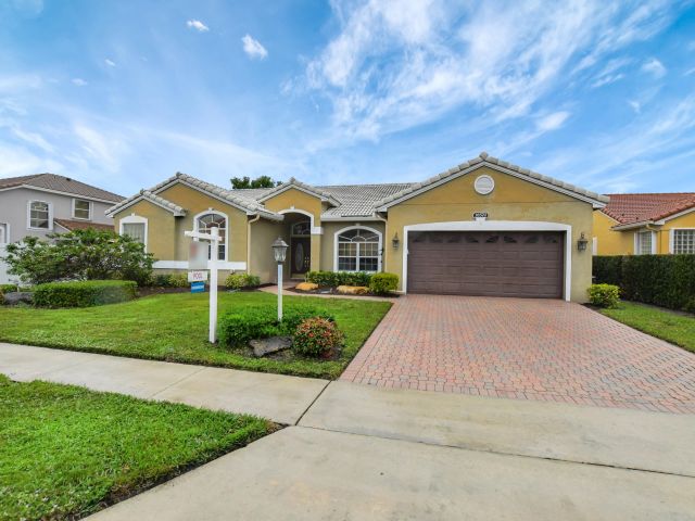 Продажа дома по адресу 18570 Serena Pointe Lane - фото 6543414