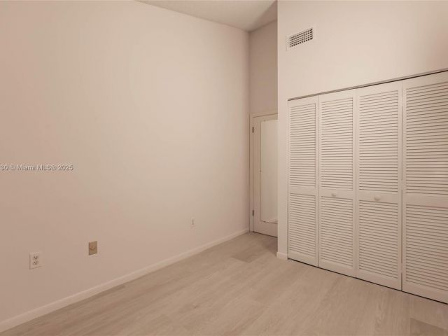 Продажа дома по адресу 7820 SW 102nd Ln - фото 7430131