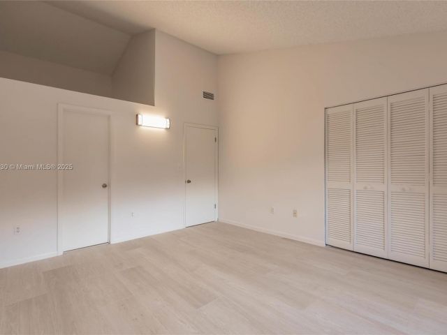 Продажа дома по адресу 7820 SW 102nd Ln - фото 7430141