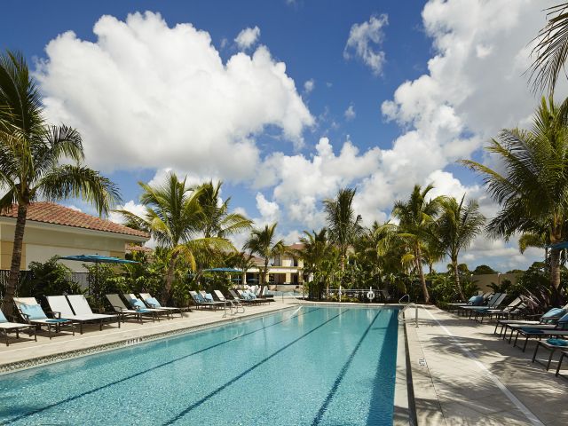 Продажа дома по адресу 7740 Blue Heron Way - фото 6538902