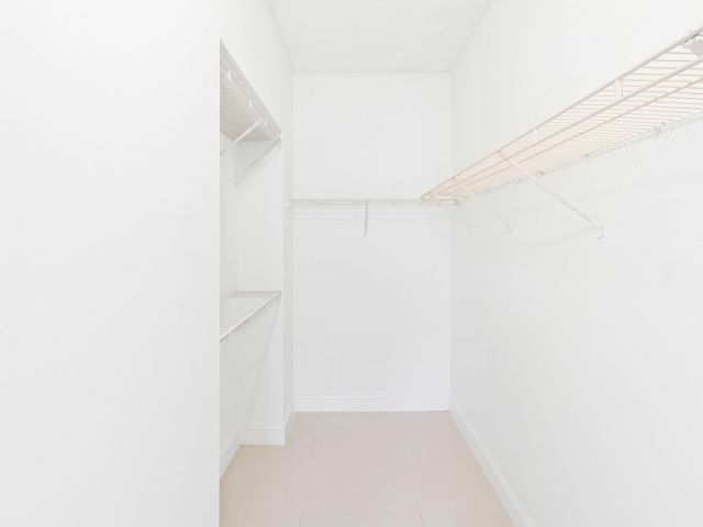 Дом в аренду по адресу 20889 Saint Andrews Boulevard - фото 6541803