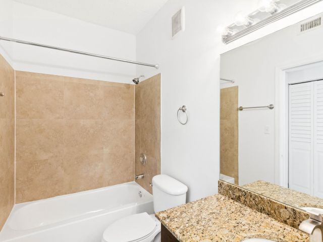 Дом в аренду по адресу 20889 Saint Andrews Boulevard - фото 6541807