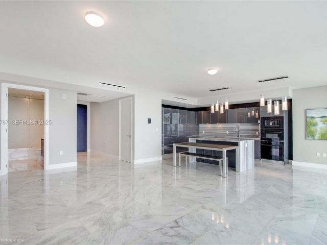 Продажа квартиры #3102 - фото 6544670