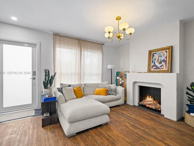 Продажа дома по адресу 642 86th St - фото 6553467