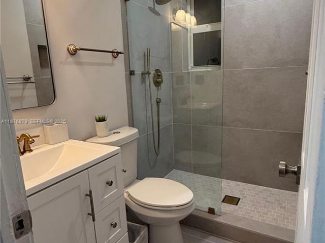 Продажа дома по адресу 642 86th St - фото 6553475