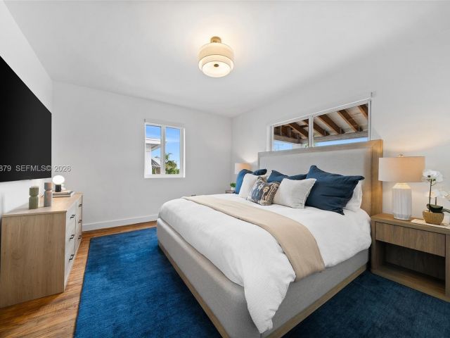 Продажа дома по адресу 642 86th St - фото 6553478