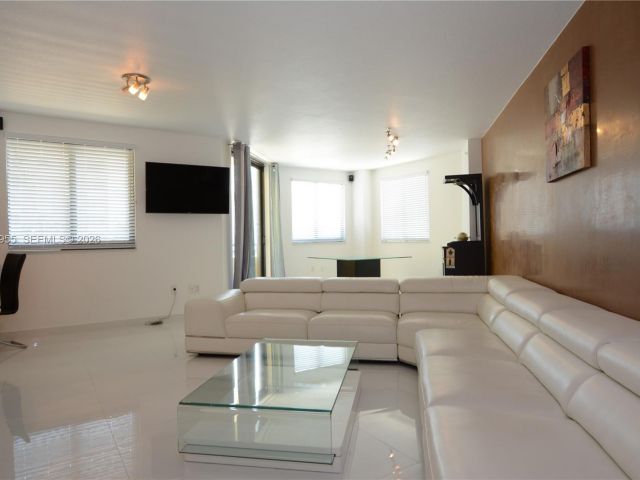 Продажа квартиры #705 - фото 6543104