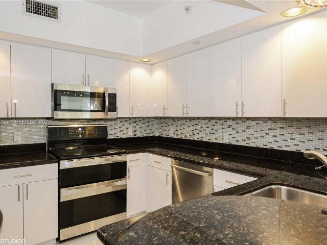 Продажа квартиры #705 - фото 6543106