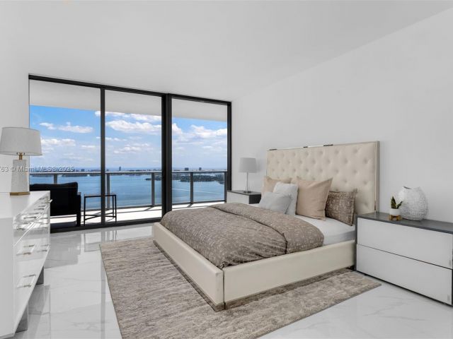 Продажа квартиры #4702 - фото 6604355