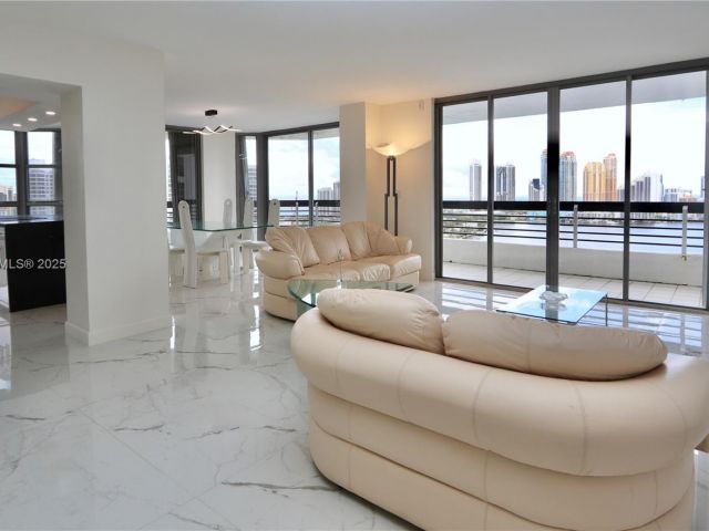 Квартира в аренду номер2510 - фото 6543832