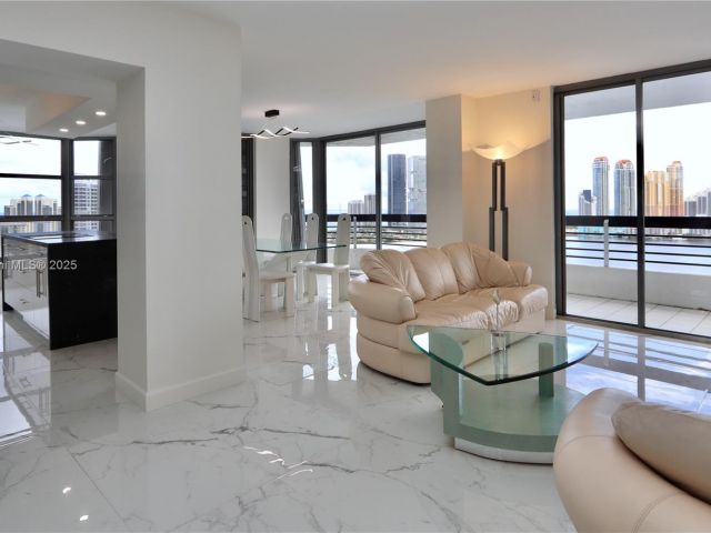 Квартира в аренду номер2510 - фото 6543833