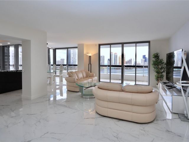 Квартира в аренду номер2510 - фото 6543835