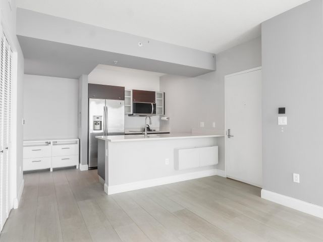 Продажа квартиры #1102 - фото 6836317