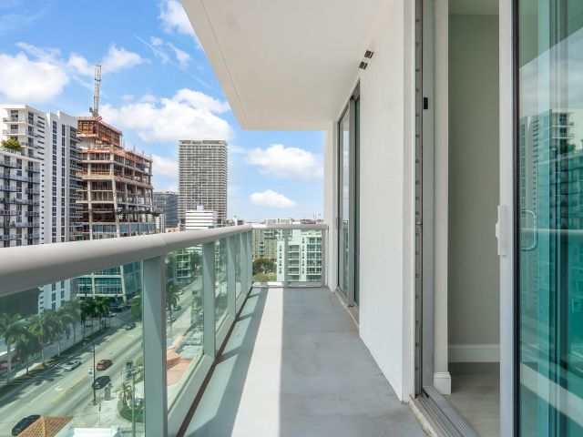 Продажа квартиры #1102 - фото 6836319