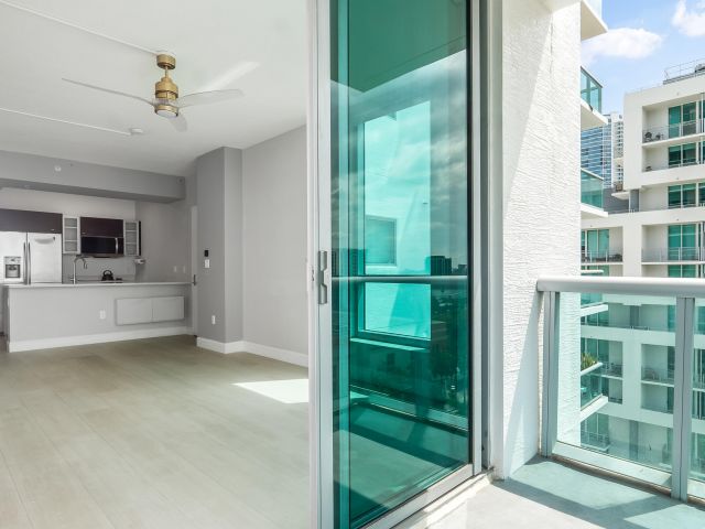 Продажа квартиры #1102 - фото 6836322