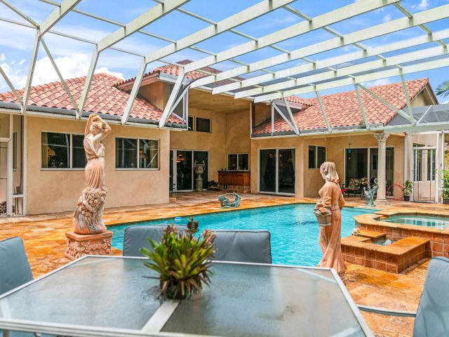 Продажа дома по адресу 16090 Rio Del Paz - фото 6545463