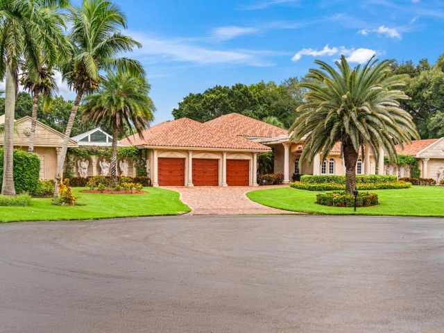 Продажа дома по адресу 16090 Rio Del Paz - фото 6545467