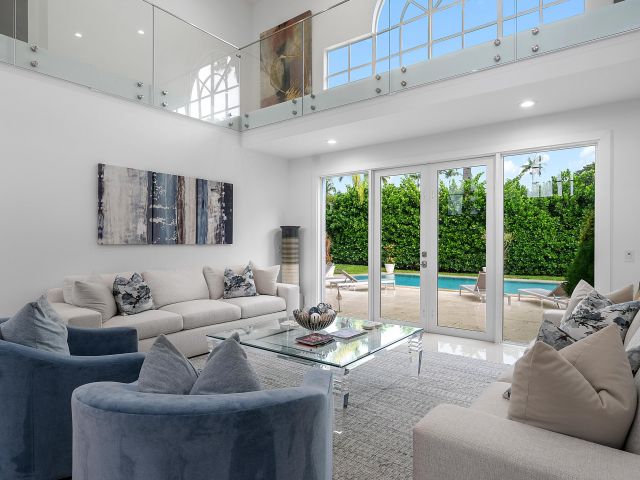 Продажа дома по адресу 2197 NW 59th Street - фото 6546190