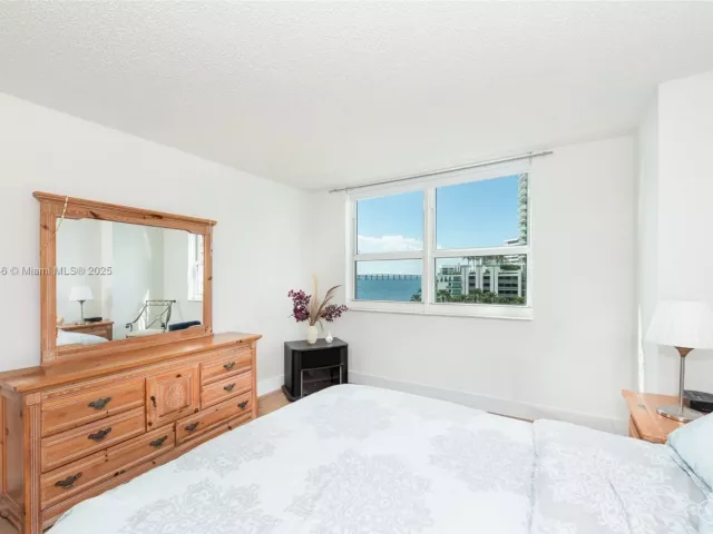 Продажа квартиры #609 - фото 6549335