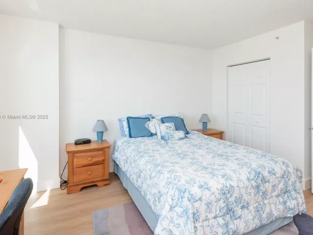 Продажа квартиры #609 - фото 6549336