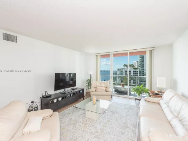 Продажа квартиры #609 - фото 6549344