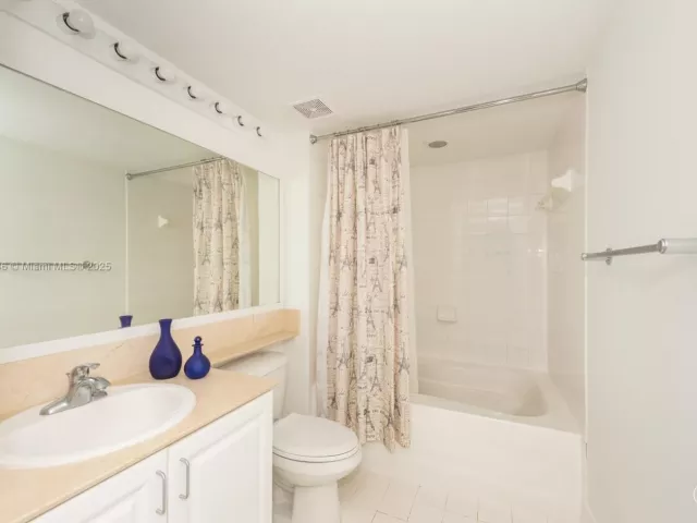 Продажа квартиры #609 - фото 6549328