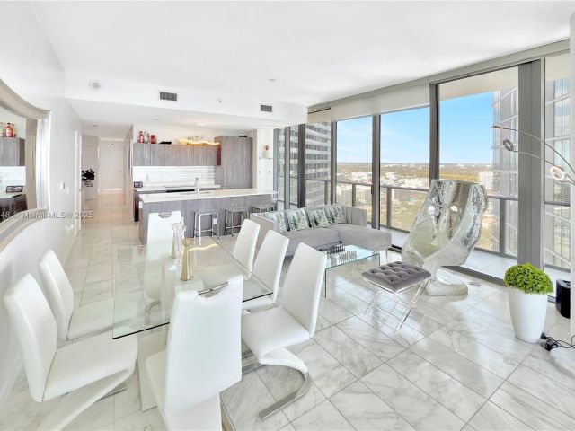 Квартира в аренду номер2407 - фото 6546717