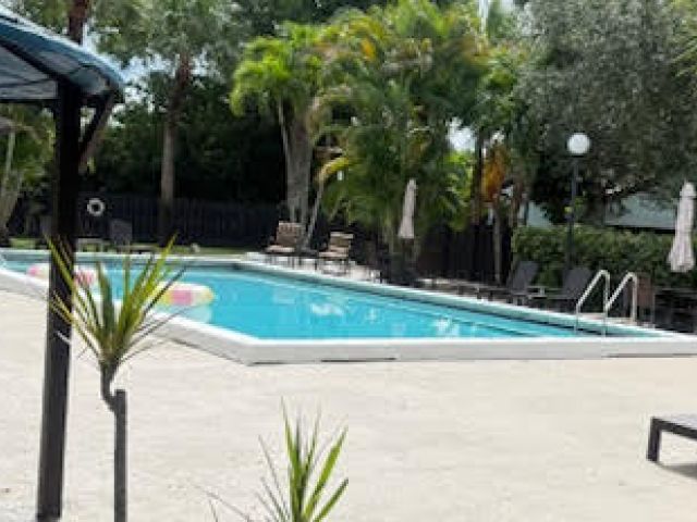 Дом в аренду по адресу 22342 Pineapple Walk Drive - фото 6871187