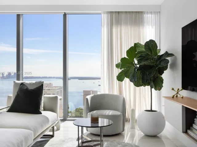 Продажа квартиры #1901 - фото 6548745