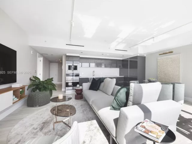 Продажа квартиры #1901 - фото 6548754