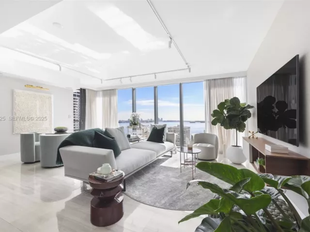 Продажа квартиры #1901 - фото 6548755