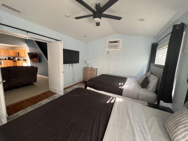 Дом в аренду по адресу 2417 Sundy Avenue - фото 6547786