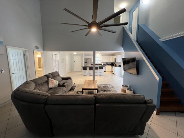 Дом в аренду по адресу 2417 Sundy Avenue - фото 6547798