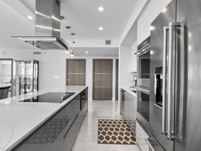 Квартира в аренду номер1002 - фото 6547369