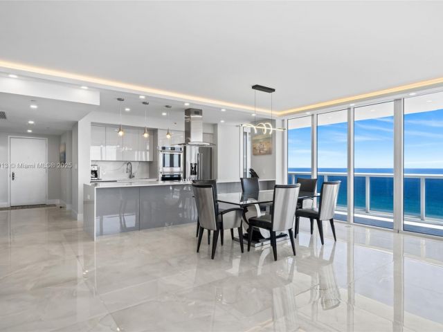 Квартира в аренду номер1002 - фото 6547376