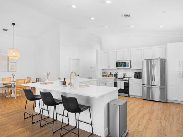 Дом в аренду по адресу 2887 N Bight - фото 6547458