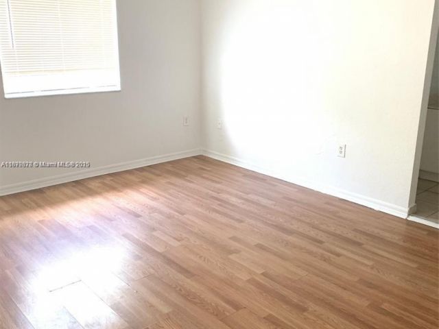 Дом в аренду по адресу 26232 SW 135th Pl 0 - фото 7439656