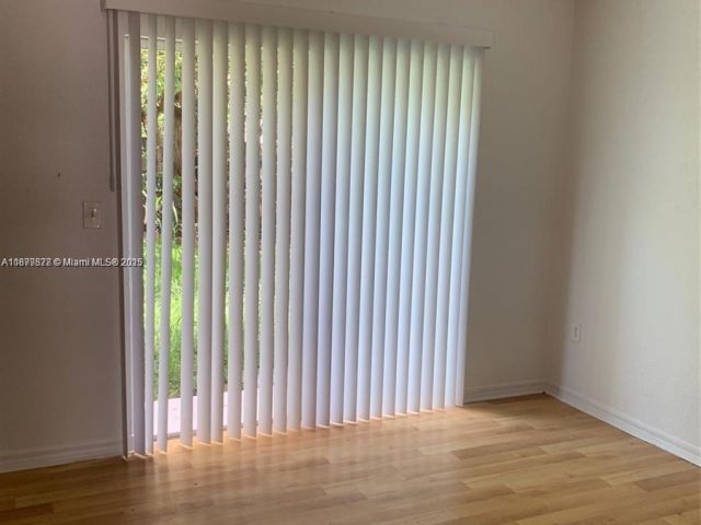 Дом в аренду по адресу 26232 SW 135th Pl 0 - фото 7439659