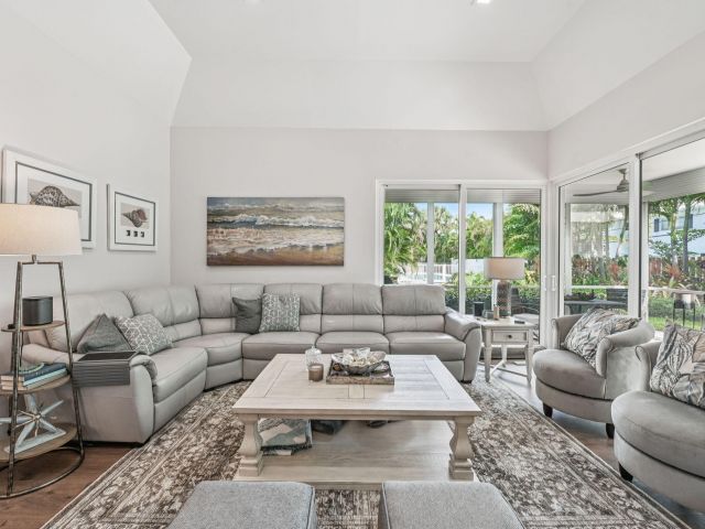 Продажа дома по адресу 660 Forsyth Street 7 - фото 6593965