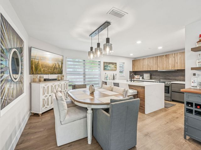 Продажа дома по адресу 660 Forsyth Street 7 - фото 6593969