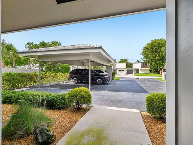 Продажа дома по адресу 660 Forsyth Street 7 - фото 6593975