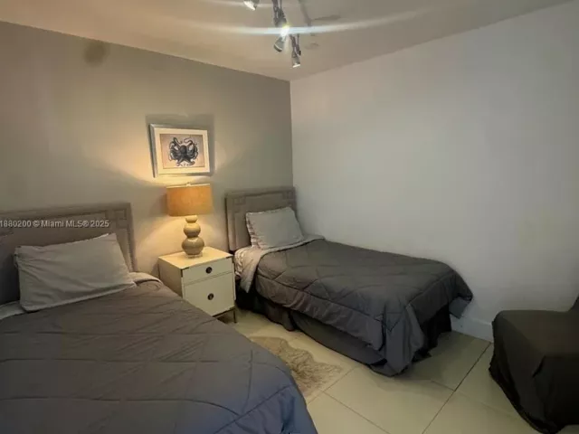 Квартира в аренду номер923 - фото 6550874