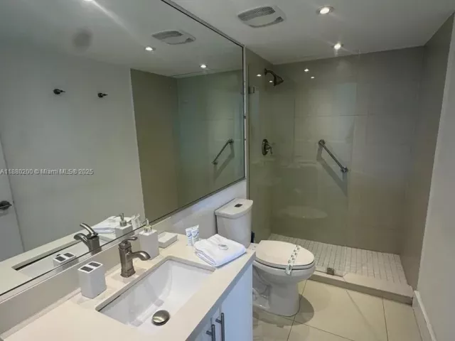 Квартира в аренду номер923 - фото 6550875