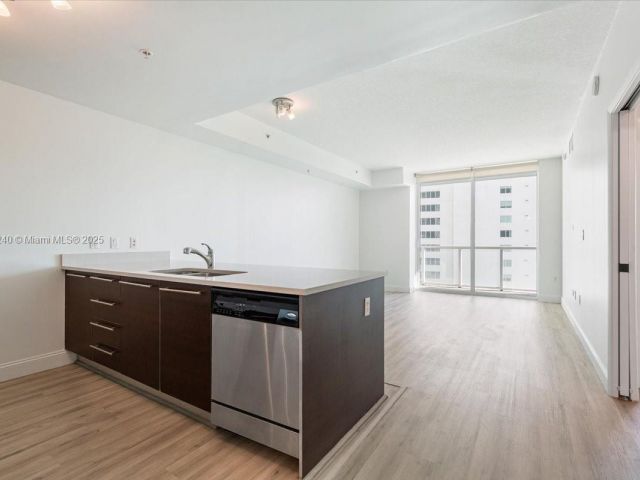 Продажа квартиры #1509 - фото 7447988